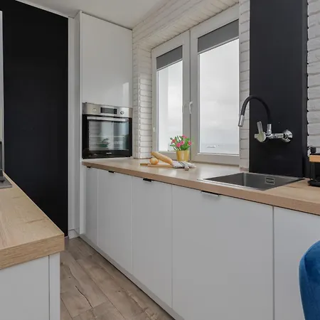 Totu Azure Wyspianskiego Apartment
